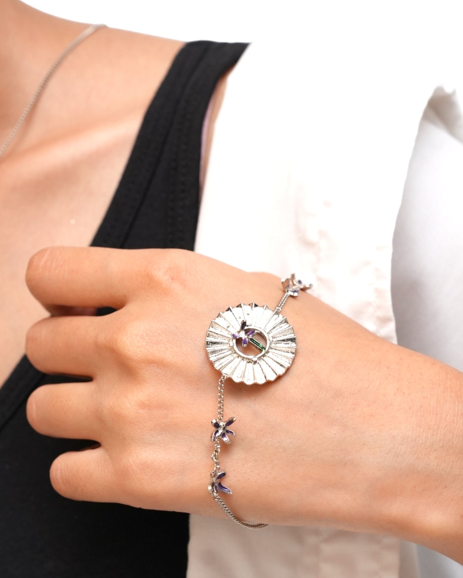 Model wearing Viola Bracelet from SU Jewelry’s Soffio Collection

