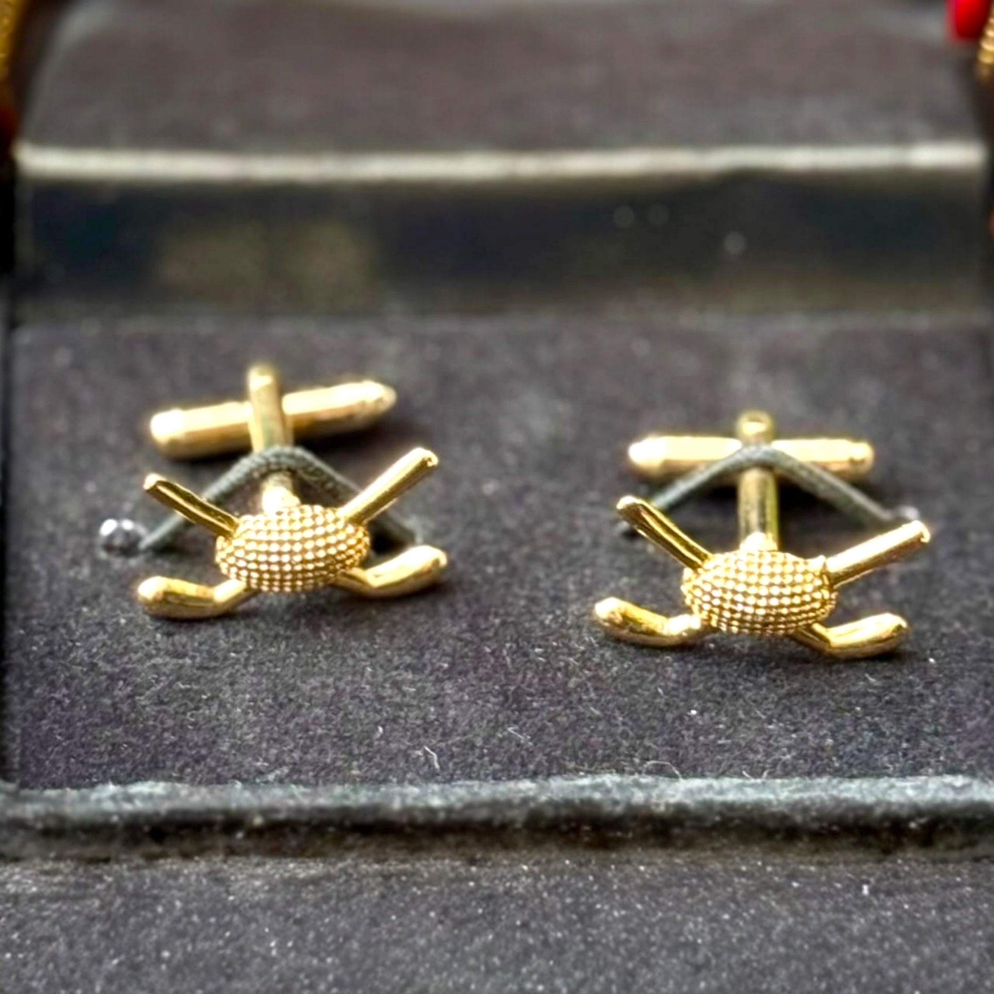 Golf Precision Cufflinks – Golf Stick Design with 18k Gold Plating

